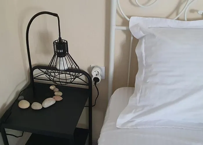 Black Fig * Pollonia