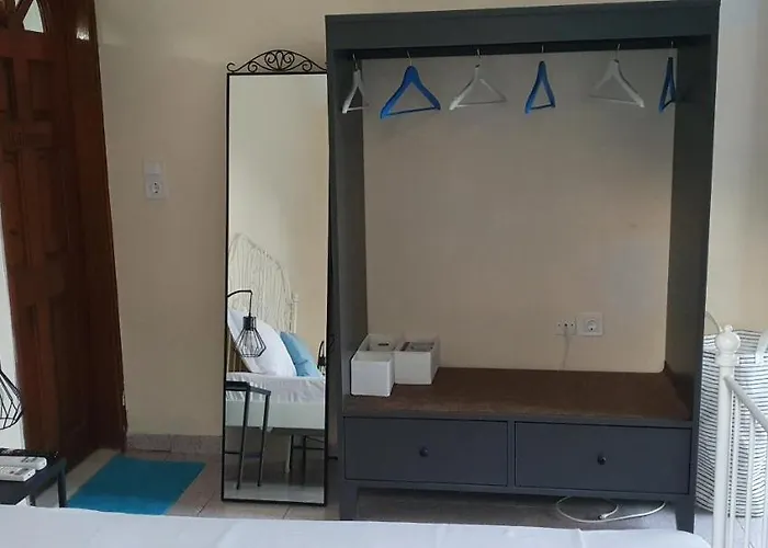 Εξοχικό σπίτι Black Fig *