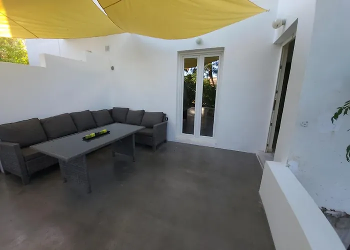 Black Fig Εξοχικό σπίτι *